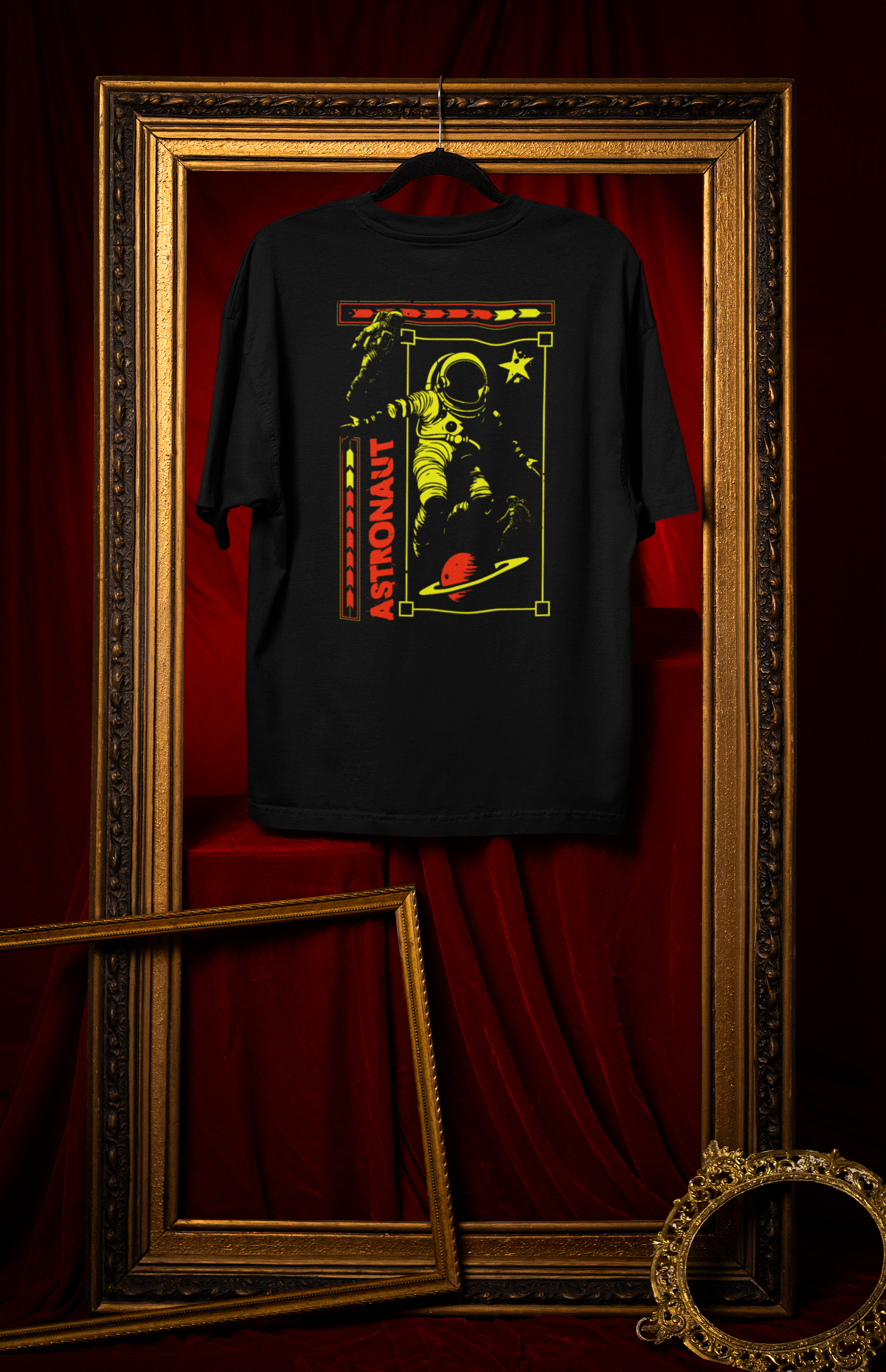 Astronaut - Unisex Oversized T-Shirt