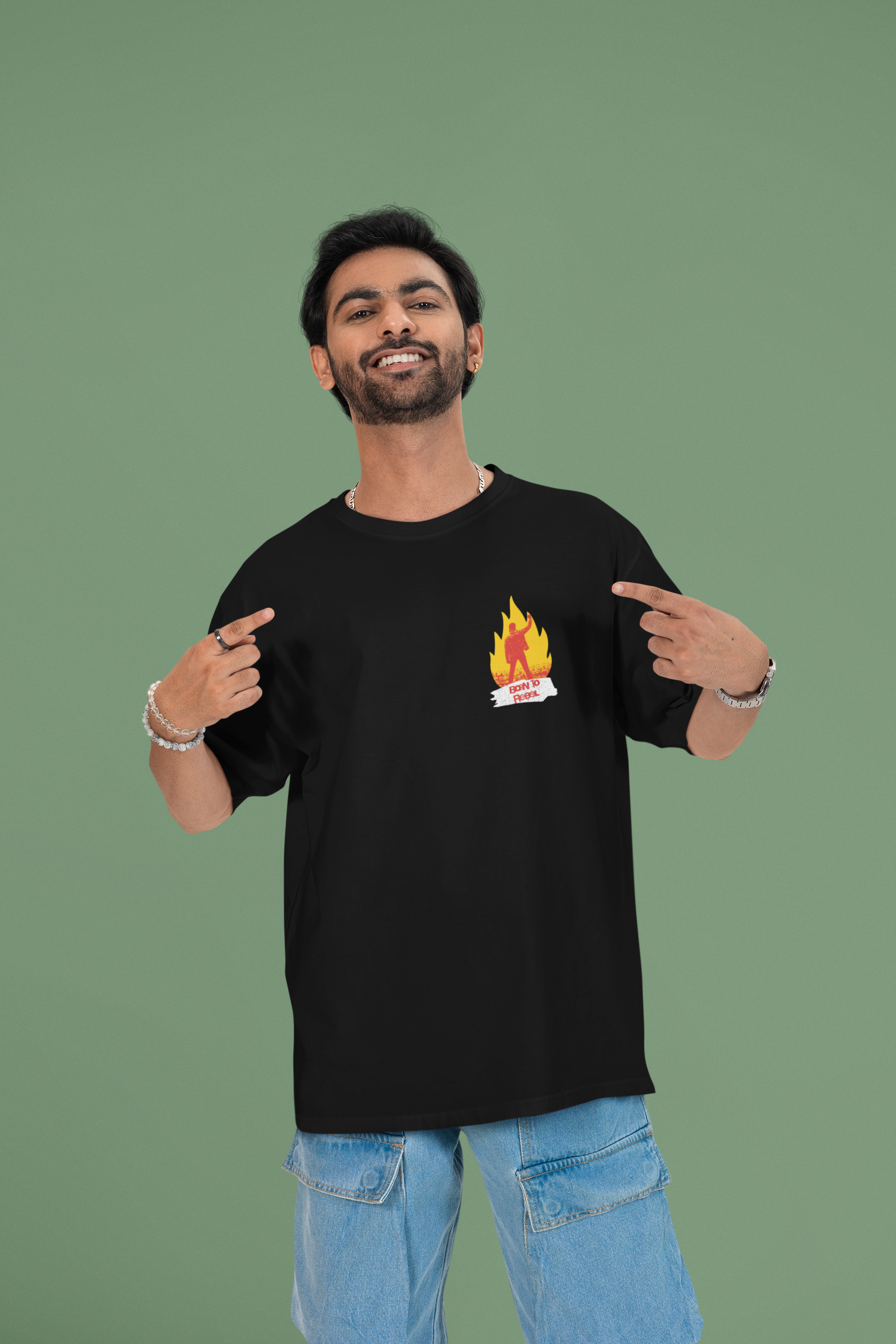 Born to rebel - Unisex Oversized T-Shirt