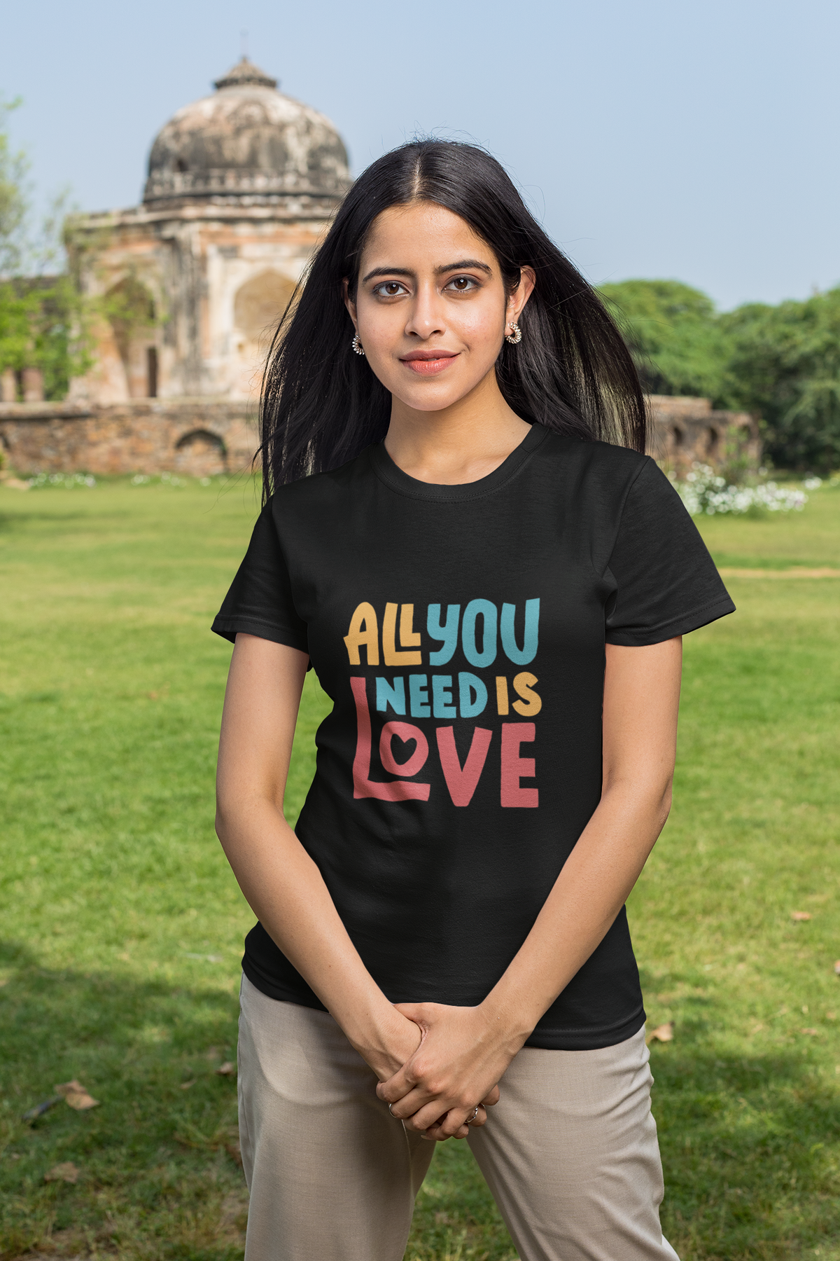 All You Need Is Love – Women’s Round Neck T-Shirt