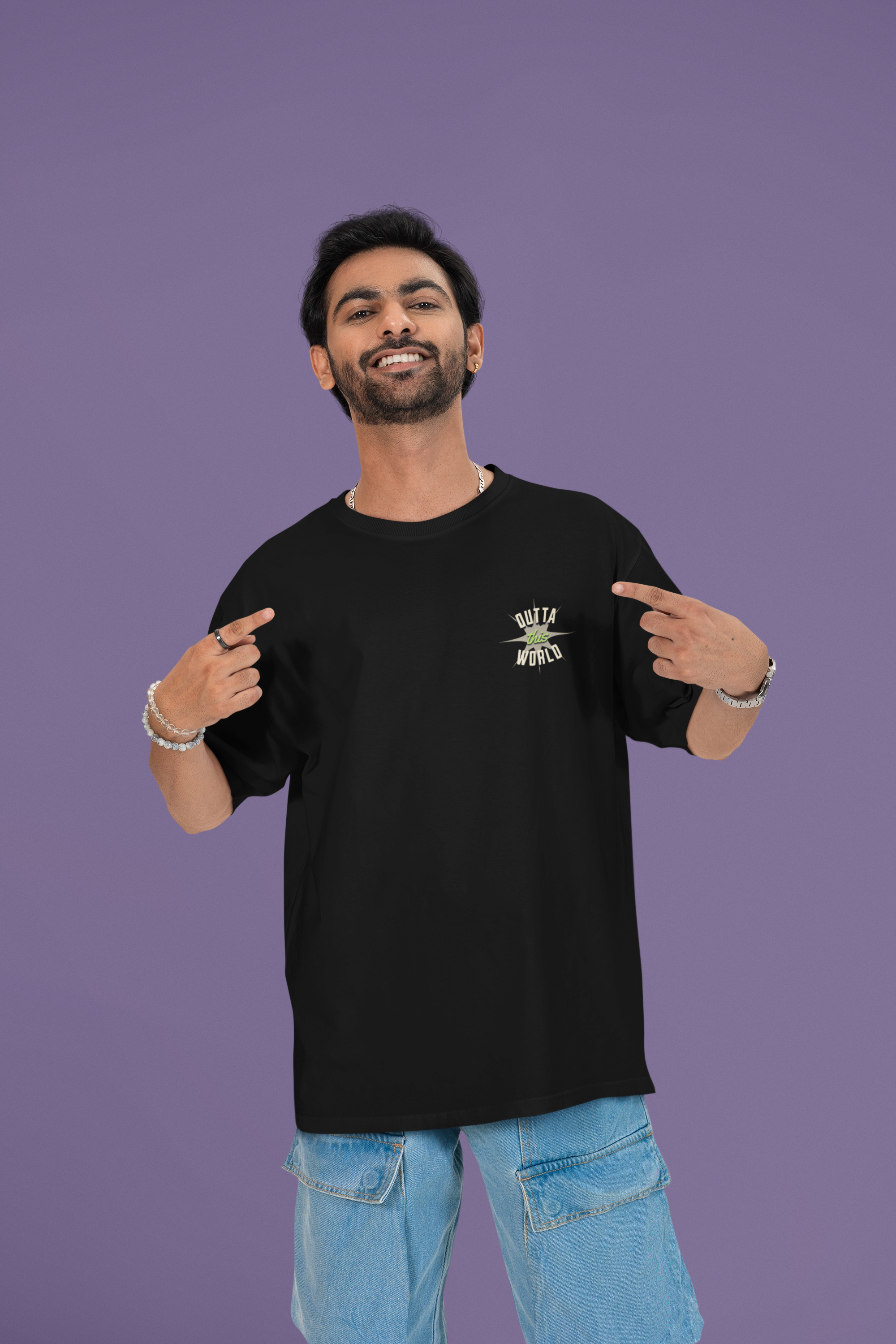 Outta this world - Unisex Oversized T-Shirt